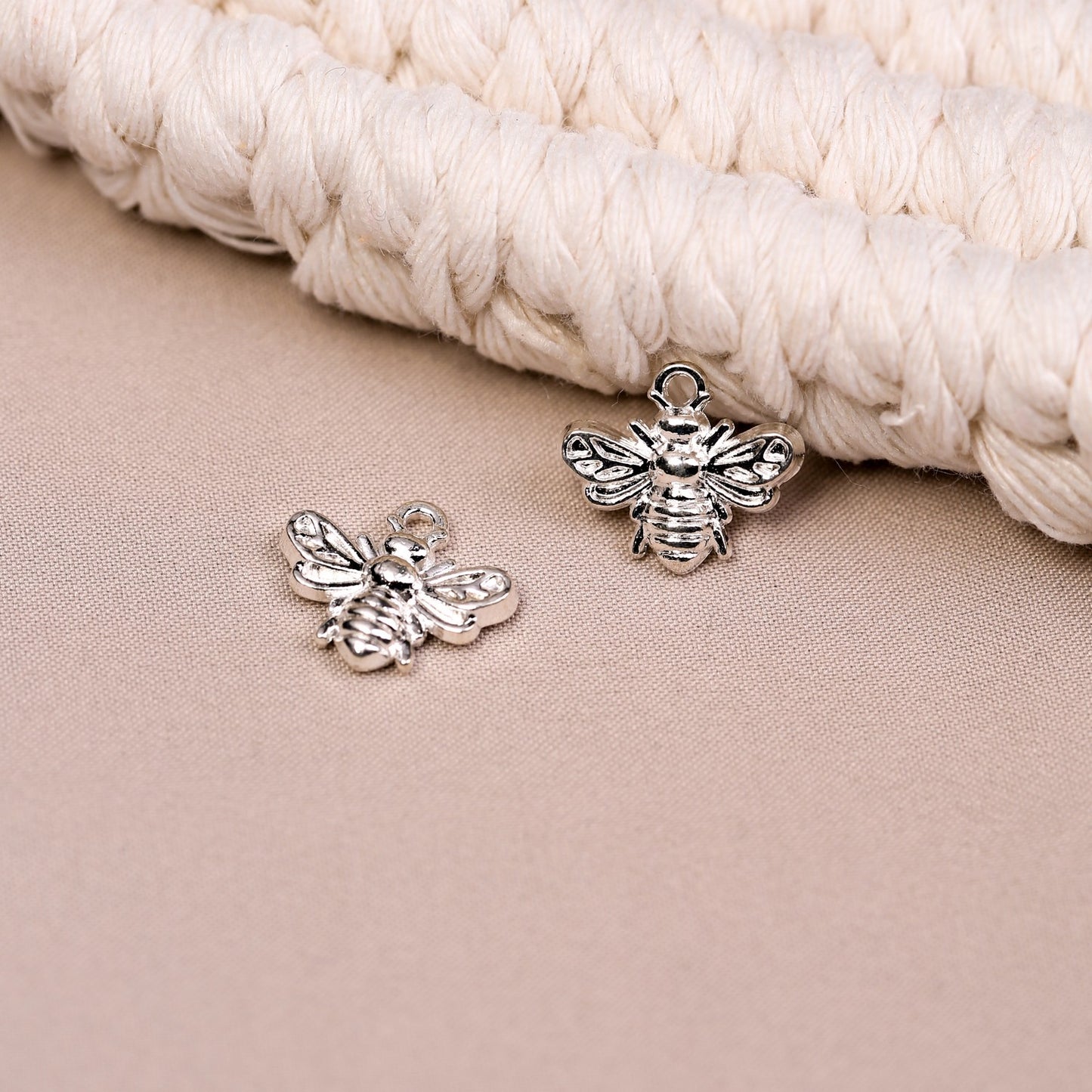 Bee Metal Charms (8pcs) (MLB-039)