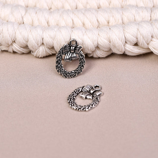 Christmas Wreath Metal Charms (8pcs) (MLB-002)