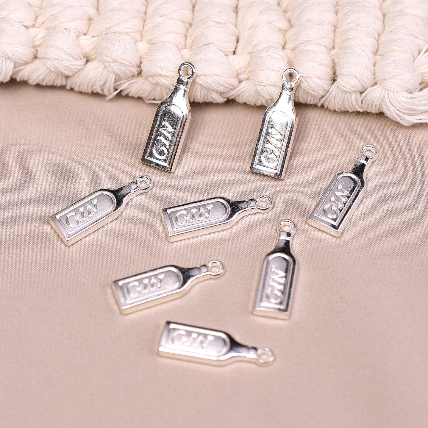 Gin Bottle Metal Charms (8pcs) (MLB-012)