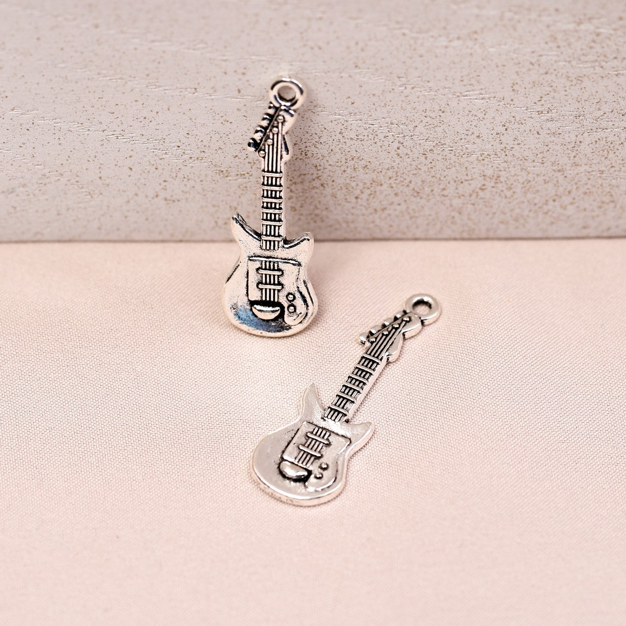 Guitar Metal Charms (8pcs) (MLB-027)