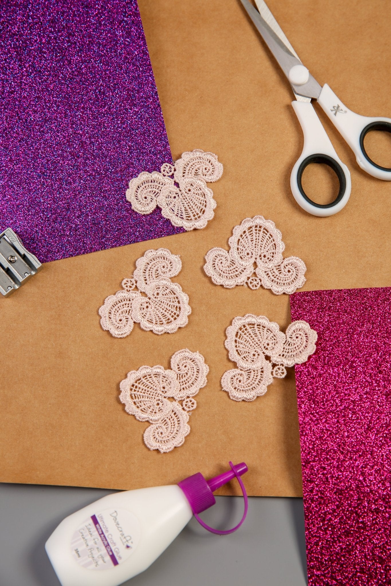 Pale Pink Swirl Lace Appliques (5pcs) (RT11099 OER) - Printable Heaven