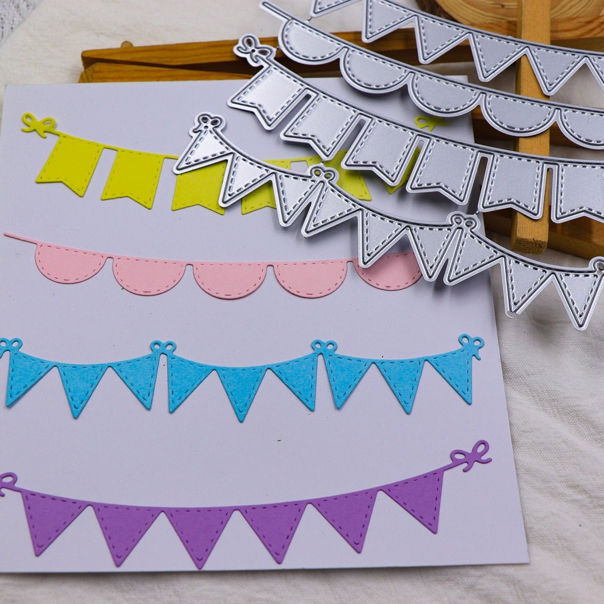 Printable Heaven Cutting Die Set of Decorative Bunting (4Pcs) (T220) - Printable Heaven
