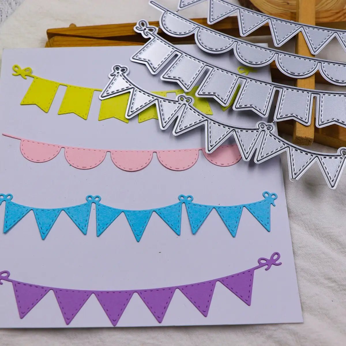 Printable Heaven Cutting Die Set of Decorative Bunting (4Pcs) (T220) - Printable Heaven