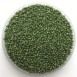 2mm Seed Beads - Opaque Christmas Green (1000pcs)