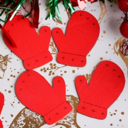 Create Christmas Wooden Shapes (12pcs) - Mittens Red (PMA 174587)