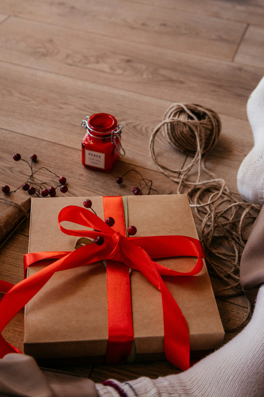 Giving Season: Gifts & Wrapping