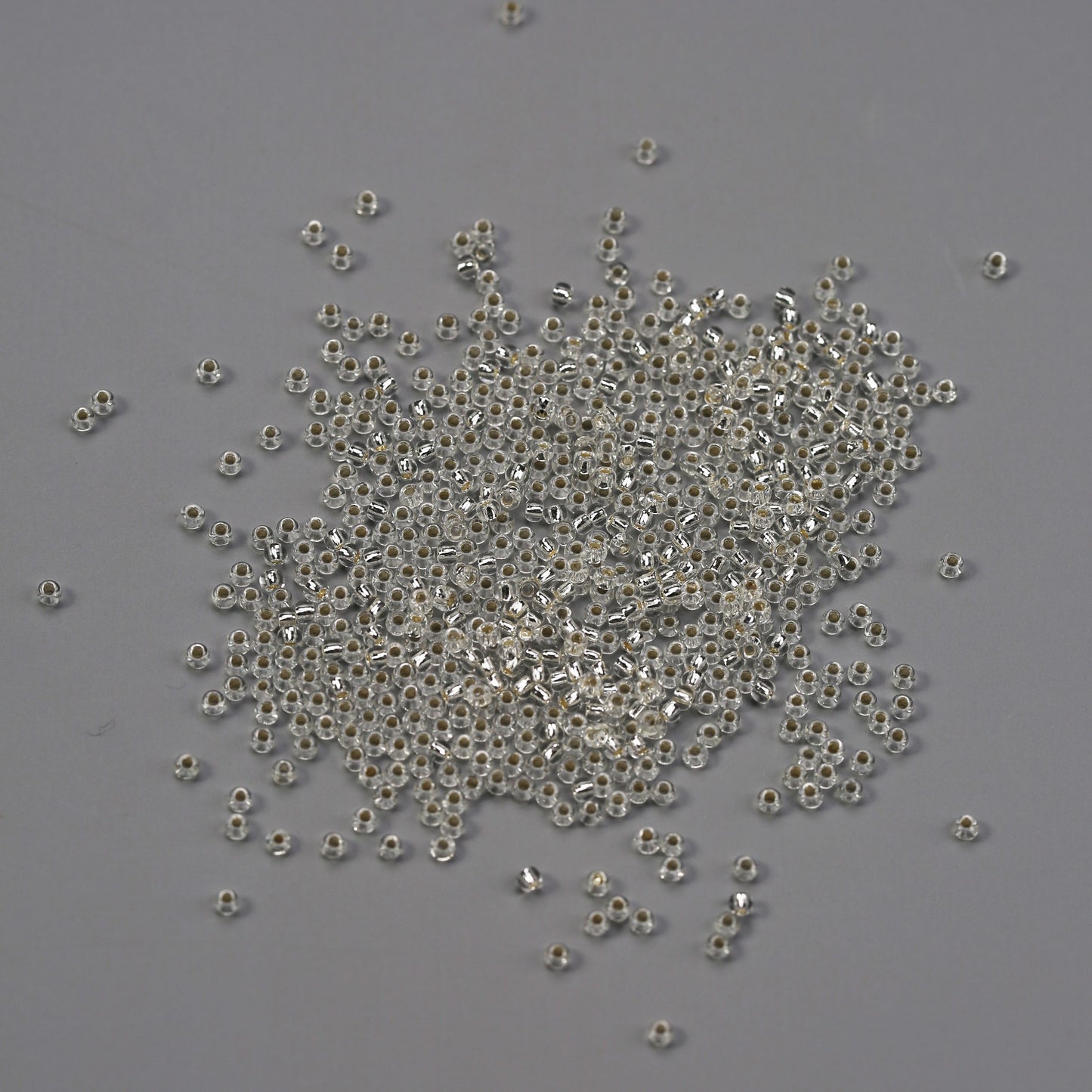 2mm Clear/Silver Lined Glass Seed Beads