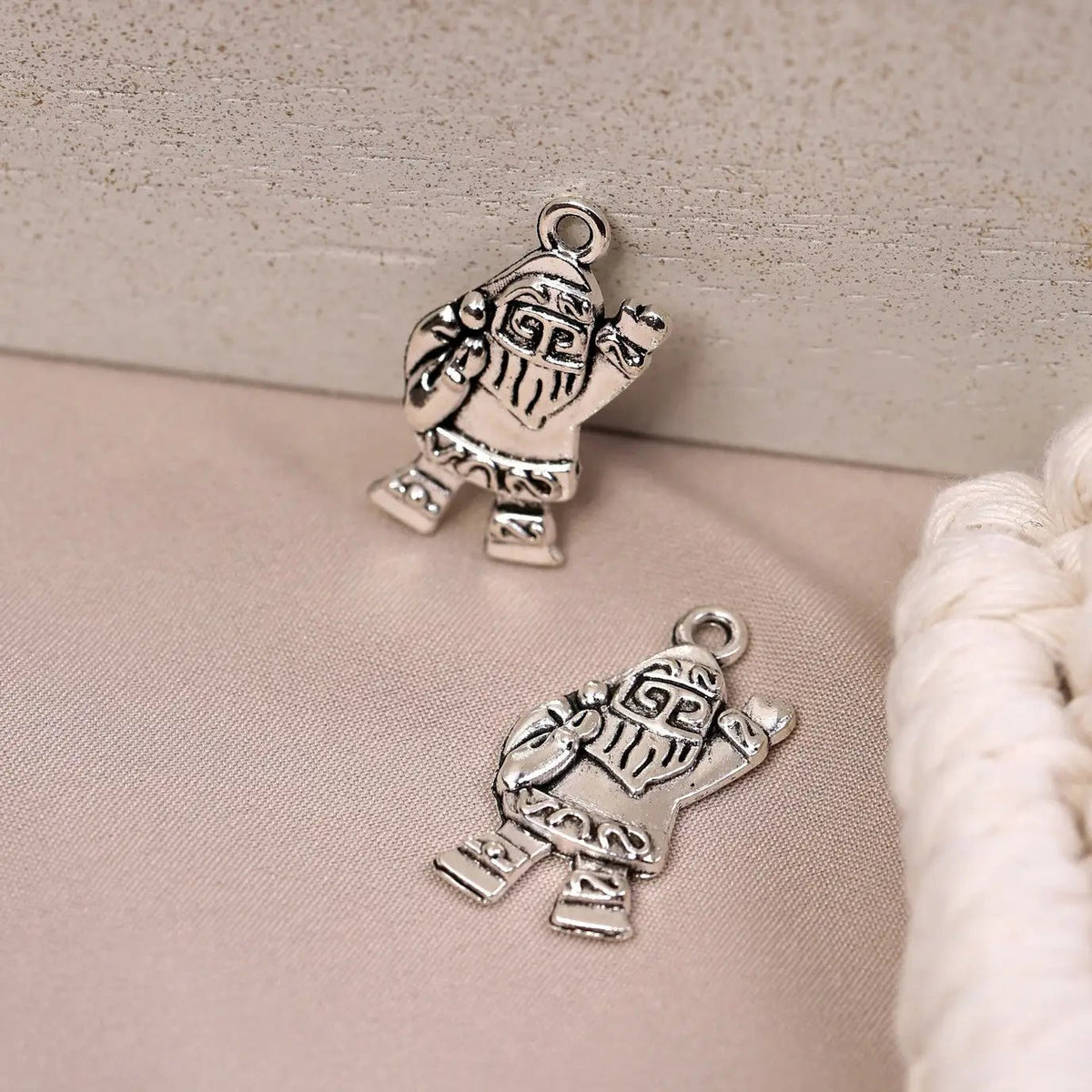 Christmas Santa Metal Charms (6pcs) (MLB-004) - Printable Heaven