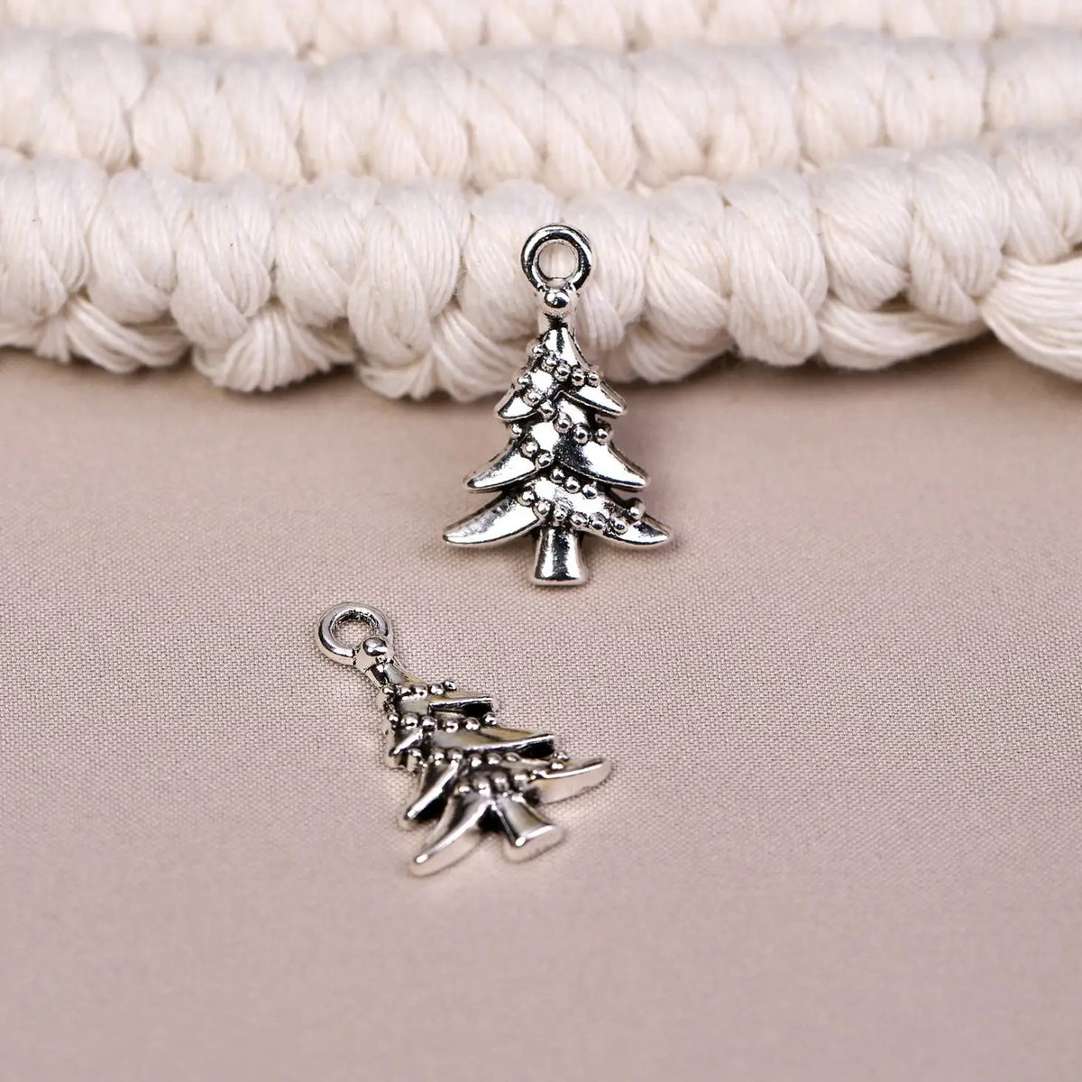 Christmas Tree Metal Charms (8pcs) (MLB-001) - Printable Heaven