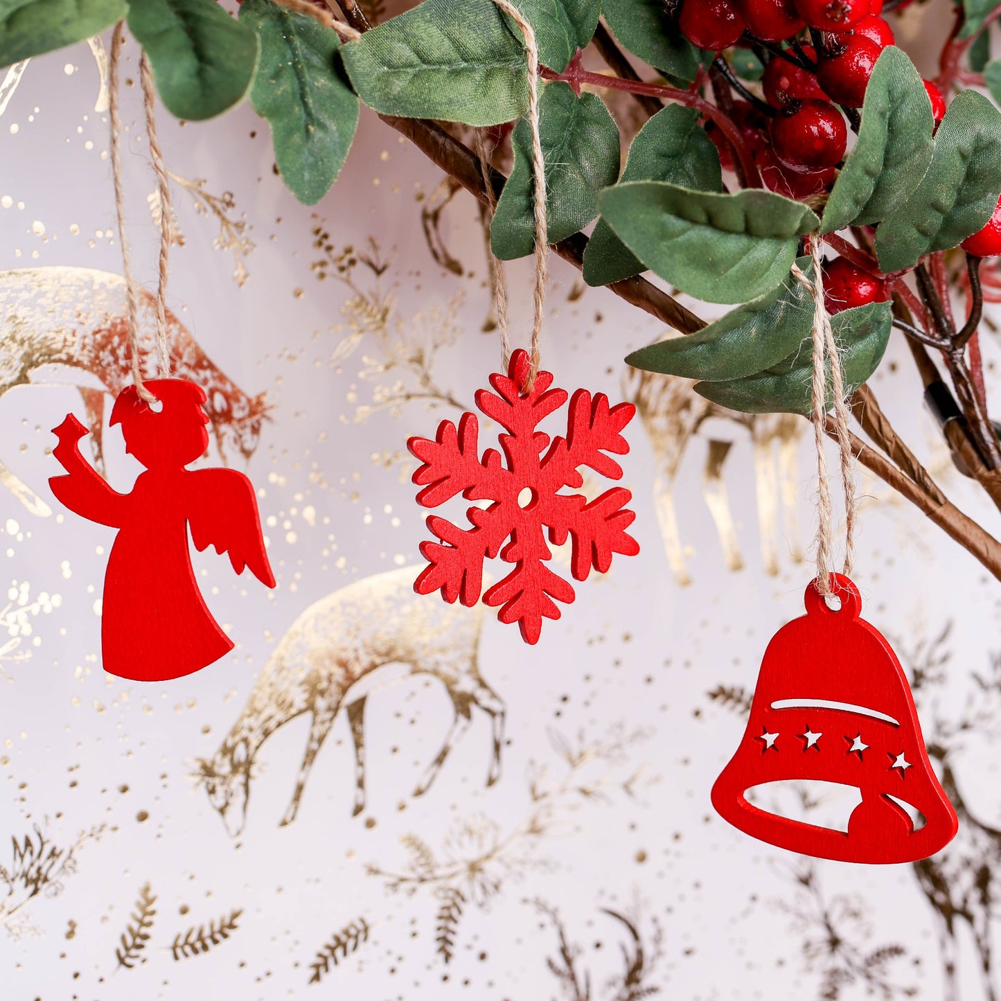 Create Christmas Wooden Hanging Shapes Red 6pcs (PMA 174993)