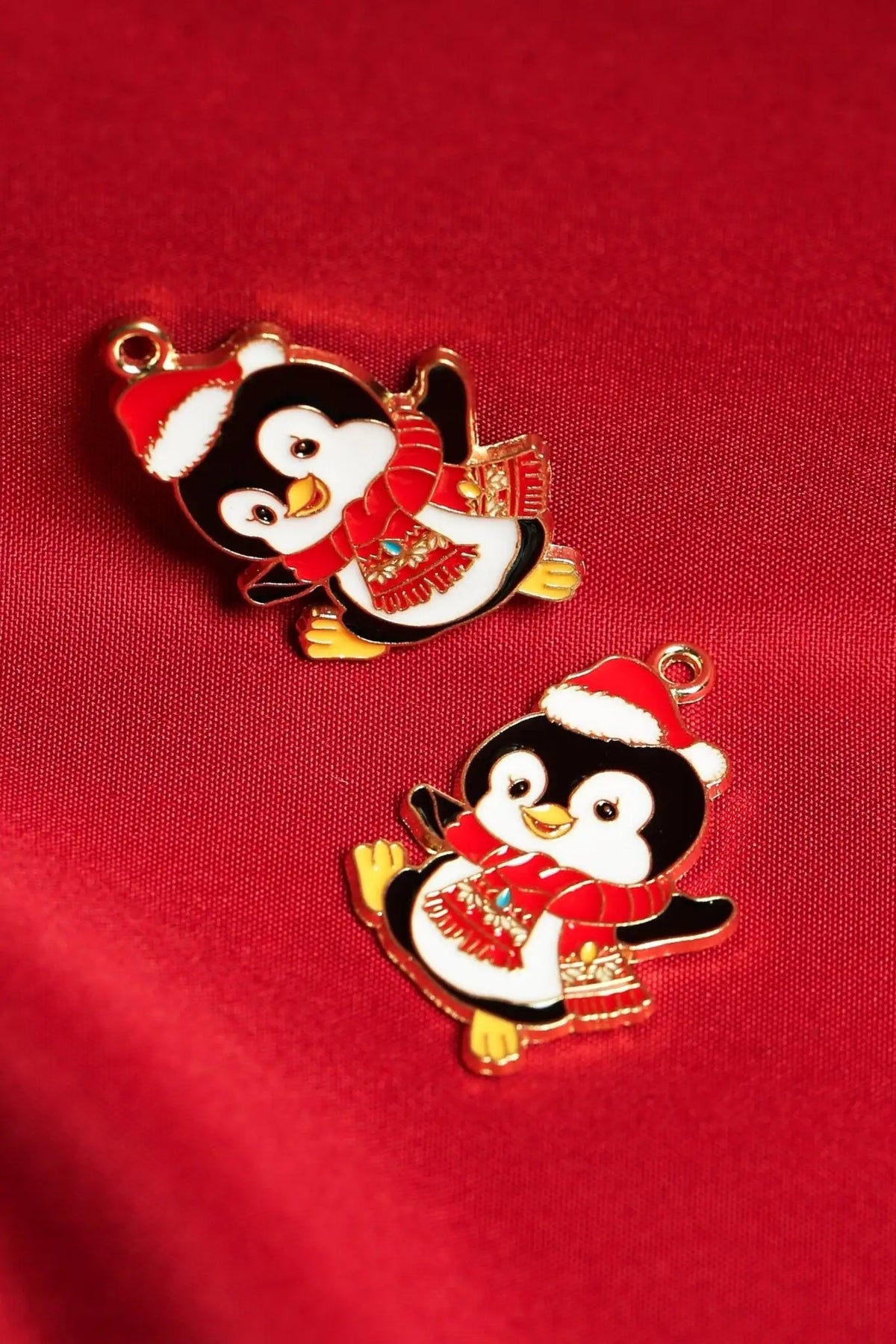 Christmas Penguin Metal Charms (2pcs) (MLB-056) - Printable Heaven
