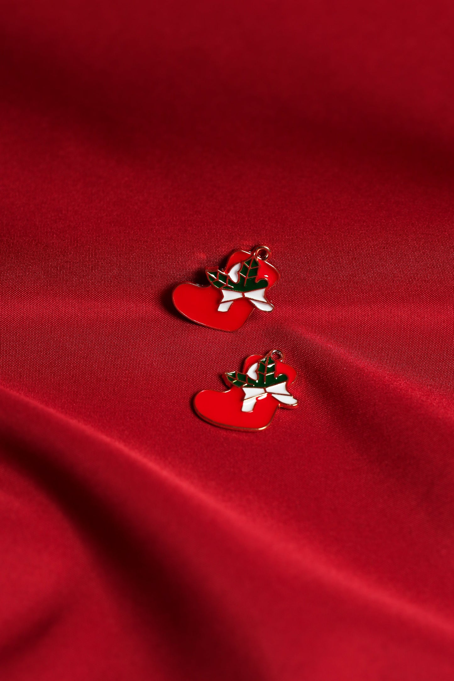 Christmas Stocking Metal Charms (2pcs) (MLB-059)