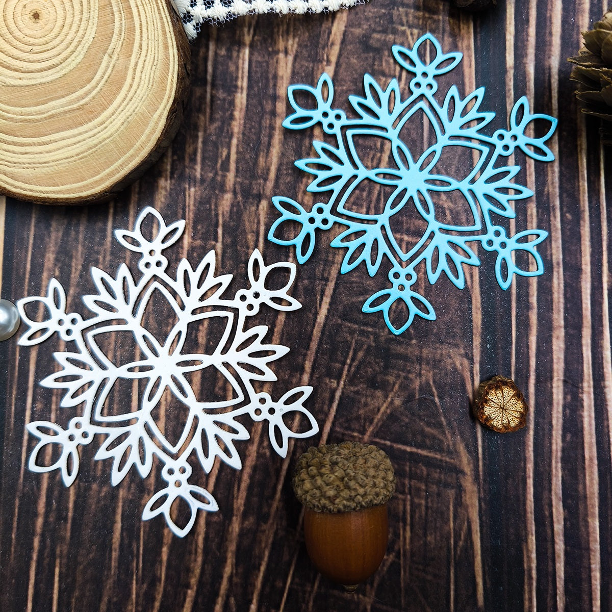 Printable Heaven Small Cutting Die - Intricate Snowflake (1pc) (F087)