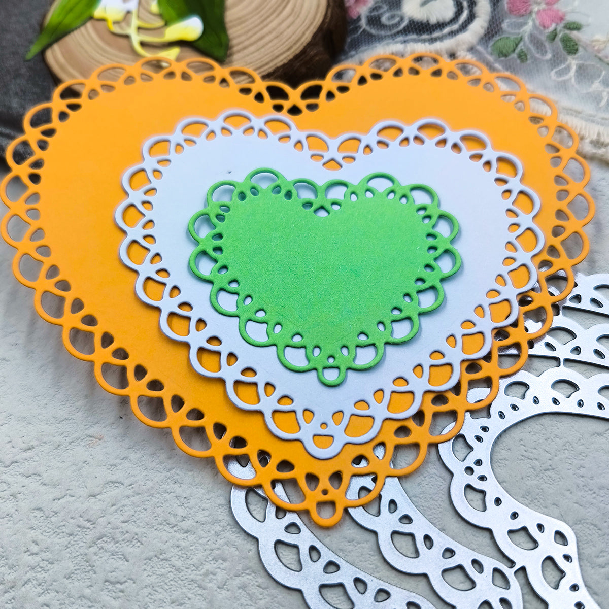 Printable Heaven Large Cutting Die - Nesting Lace Edge Hearts (3pcs) (T005)