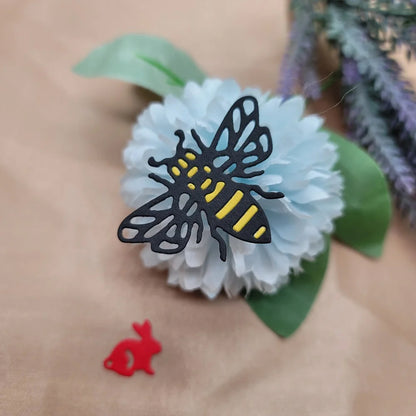 Printable Heaven Small Cutting Die - Bee (1pc)