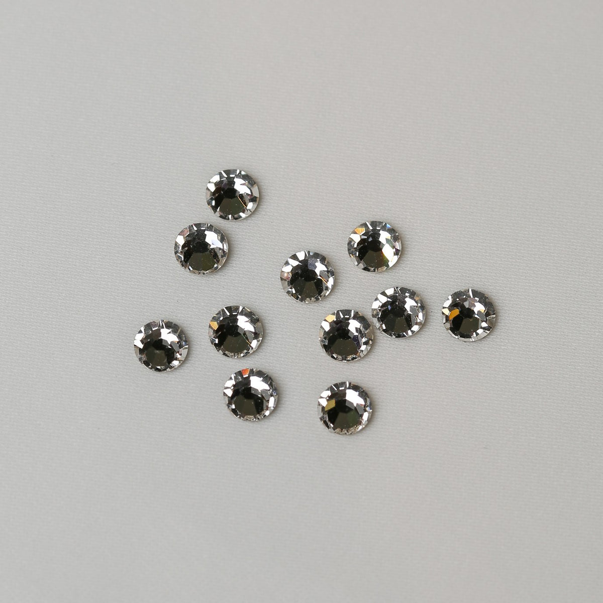 SS20 Hot Fix Silver Foiled Crystals (1440pcs) - Printable Heaven