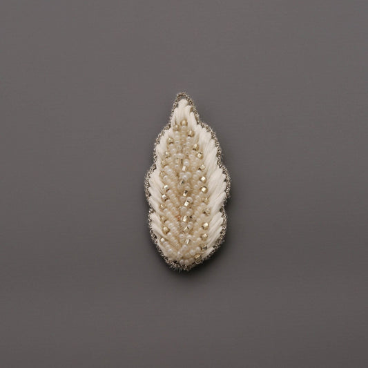 Ivory Beaded Leaf Motif (2pcs)