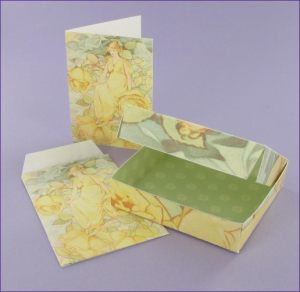 Dream Roses Gift Box, Gift card & Envelope